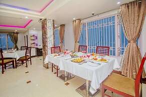 Cocoon By Morpho Rain Lily Green Park