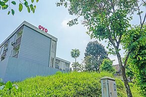 Collection O 91288 Chrysant Premiere Residence