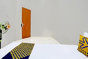 OYO LIFE 92077 Tarlo Guest House 3