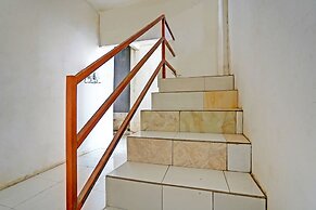 OYO LIFE 92077 Tarlo Guest House 3