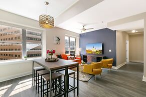 NOLA Charm Luxury 4-Bed Retreat Steps from French Quarter