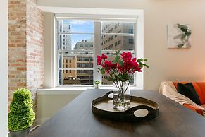 NOLA Charm Luxury 4-Bed Retreat Steps from French Quarter