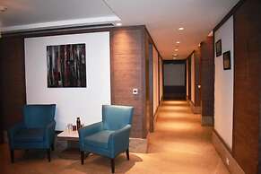 Lemonwood Suites