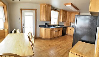 The Midvale House 4 Bedroom Home by Redawning