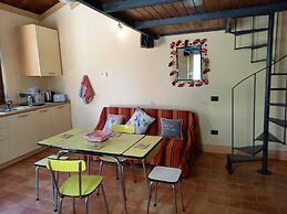 Sale! Beautiful 2-bed Apartment With Pool Access