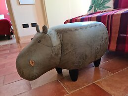 Sale! Beautiful 2-bed Apartment With Pool Access