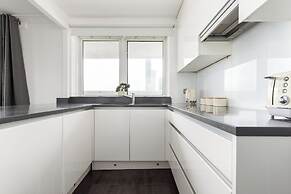 The Canary Wharf Collection