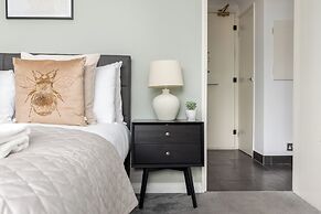 The Canary Wharf Collection