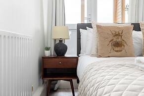 The Canary Wharf Collection