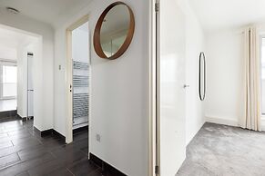 The Canary Wharf Collection