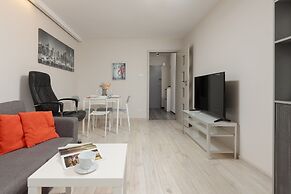 City Center Apartment by Renters