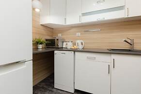 City Center Apartment by Renters
