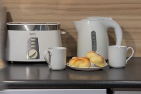 City Center Apartment by Renters