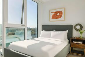 Sonder by Marriott Bonvoy Artesa Apartments West Queen West