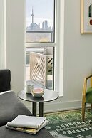 Sonder by Marriott Bonvoy Artesa Apartments West Queen West