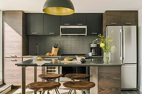 Sonder by Marriott Bonvoy Artesa Apartments West Queen West