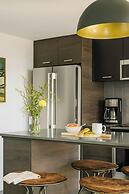 Sonder by Marriott Bonvoy Artesa Apartments West Queen West