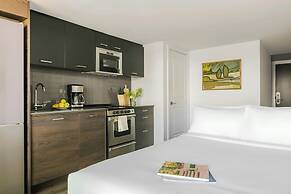 Sonder by Marriott Bonvoy Artesa Apartments West Queen West