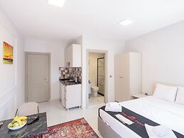 The Rent Tent Suite 23