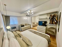 Bellagio Luxury Suites Apartments