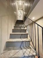 Bellagio Luxury Suites Apartments