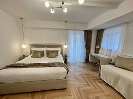 Bellagio Luxury Suites Apartments