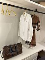 Bellagio Luxury Suites Apartments