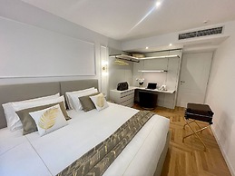 Bellagio Luxury Suites Apartments