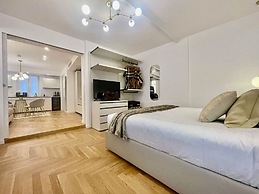 Bellagio Luxury Suites Apartments