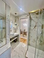 Bellagio Luxury Suites Apartments