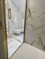 Bellagio Luxury Suites Apartments