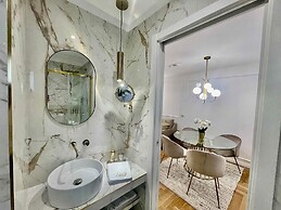 Bellagio Luxury Suites Apartments