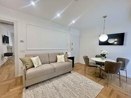 Bellagio Luxury Suites Apartments