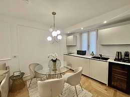 Bellagio Luxury Suites Apartments