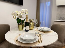 Bellagio Luxury Suites Apartments