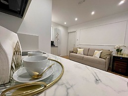 Bellagio Luxury Suites Apartments