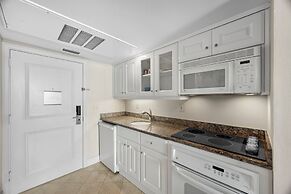 Marco Beach Ocean Suites