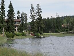 Lac Le Jeune Resort