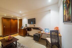 Royal Ace Boutique Hotel