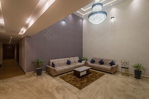 Royal Ace Boutique Hotel