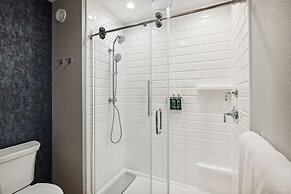 HeartSong Lodge & Resort