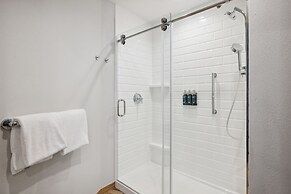 HeartSong Lodge & Resort