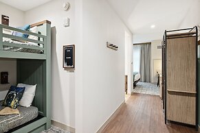 HeartSong Lodge & Resort