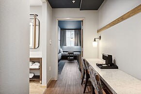 HeartSong Lodge & Resort