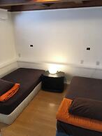 Vancouver Backpacker House