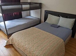 Vancouver Backpacker House