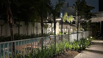 HUX - Houx Pinheiros By Anora Spaces