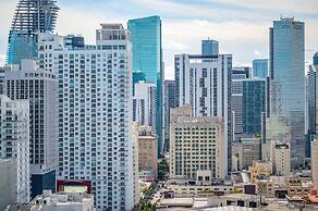 Global Luxury Suites Miami Worldcenter