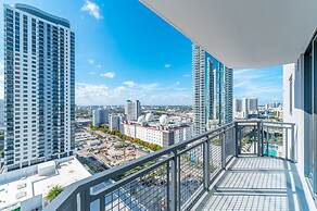 Global Luxury Suites Miami Worldcenter