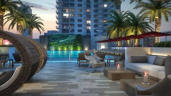 Global Luxury Suites Miami Worldcenter